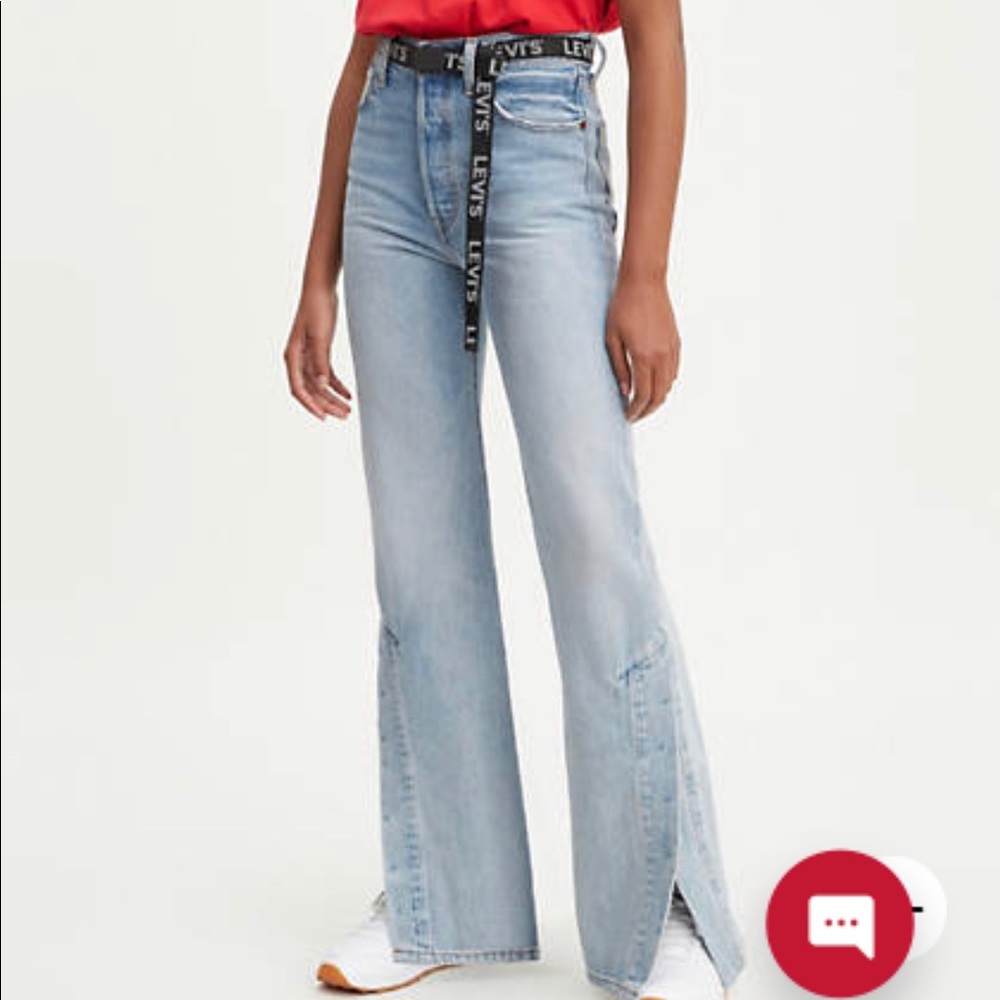 Levi’s rib cage split flare